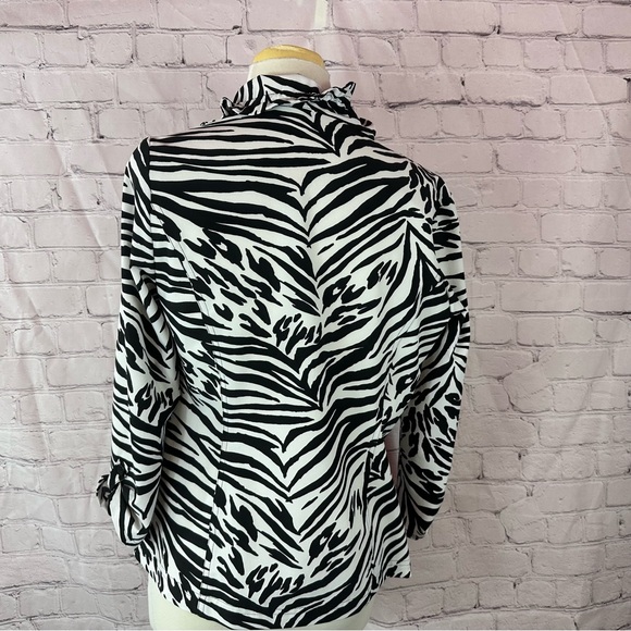 chico's zenergy activewear Womens S Zebra animal Print full zip Jacket - Picture 3 of 9